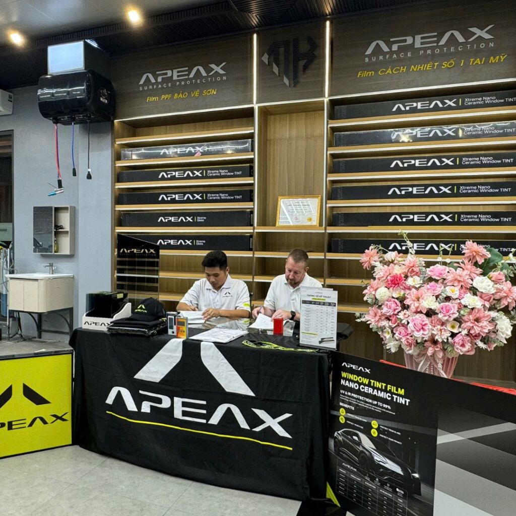 CEO of Apeax has signed a contract with a distributor